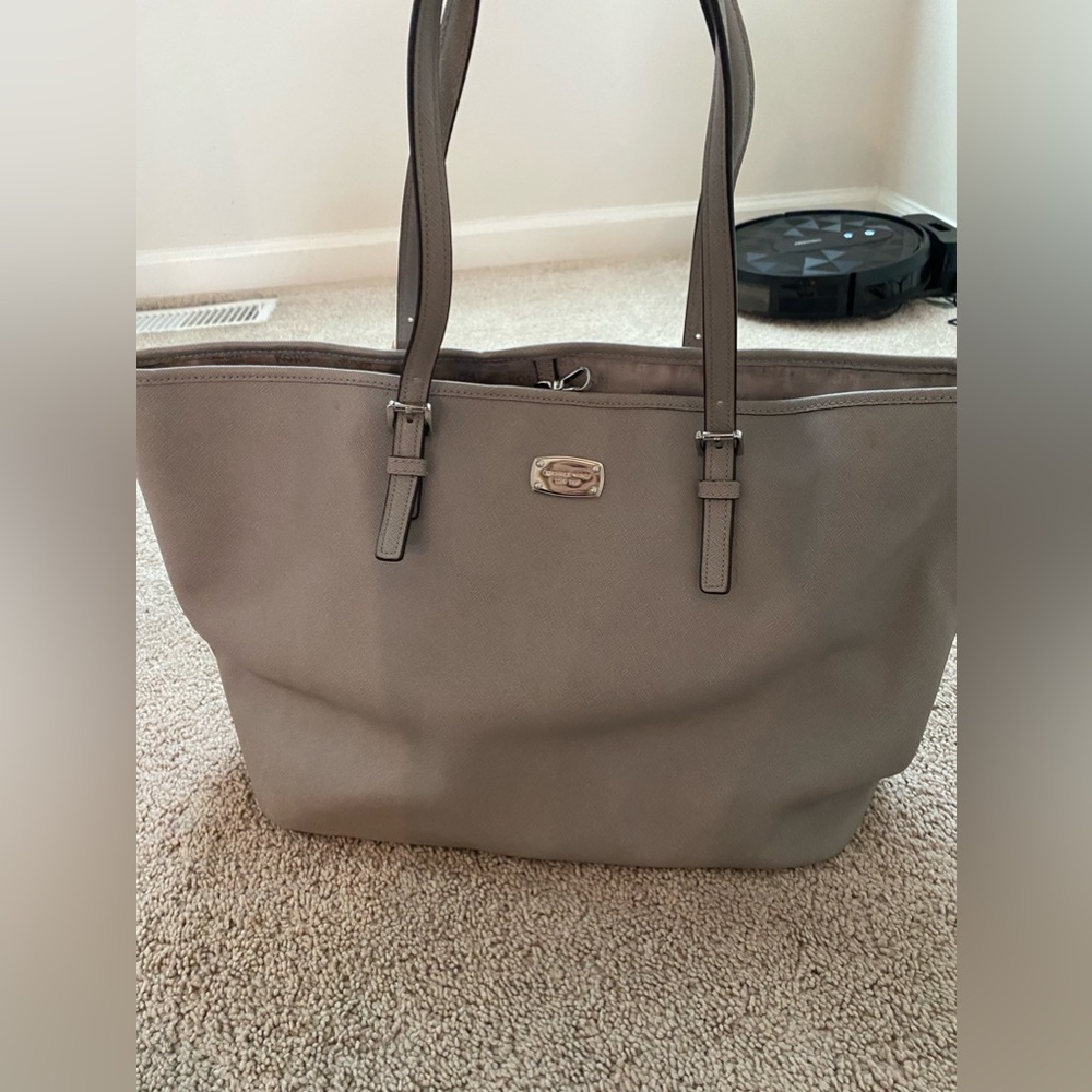 Michael Kors Tote